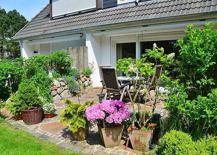 Vakantiehuis In With Swimming Pool Archsum